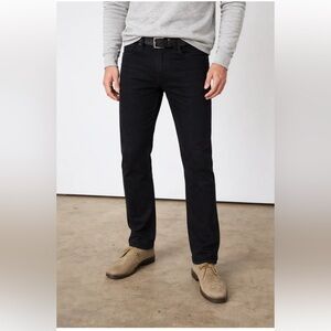 Fidelity JIMMY - GOTHAM BLACK
Slim Straight - EXCEL PERFORMANCE
DENIM